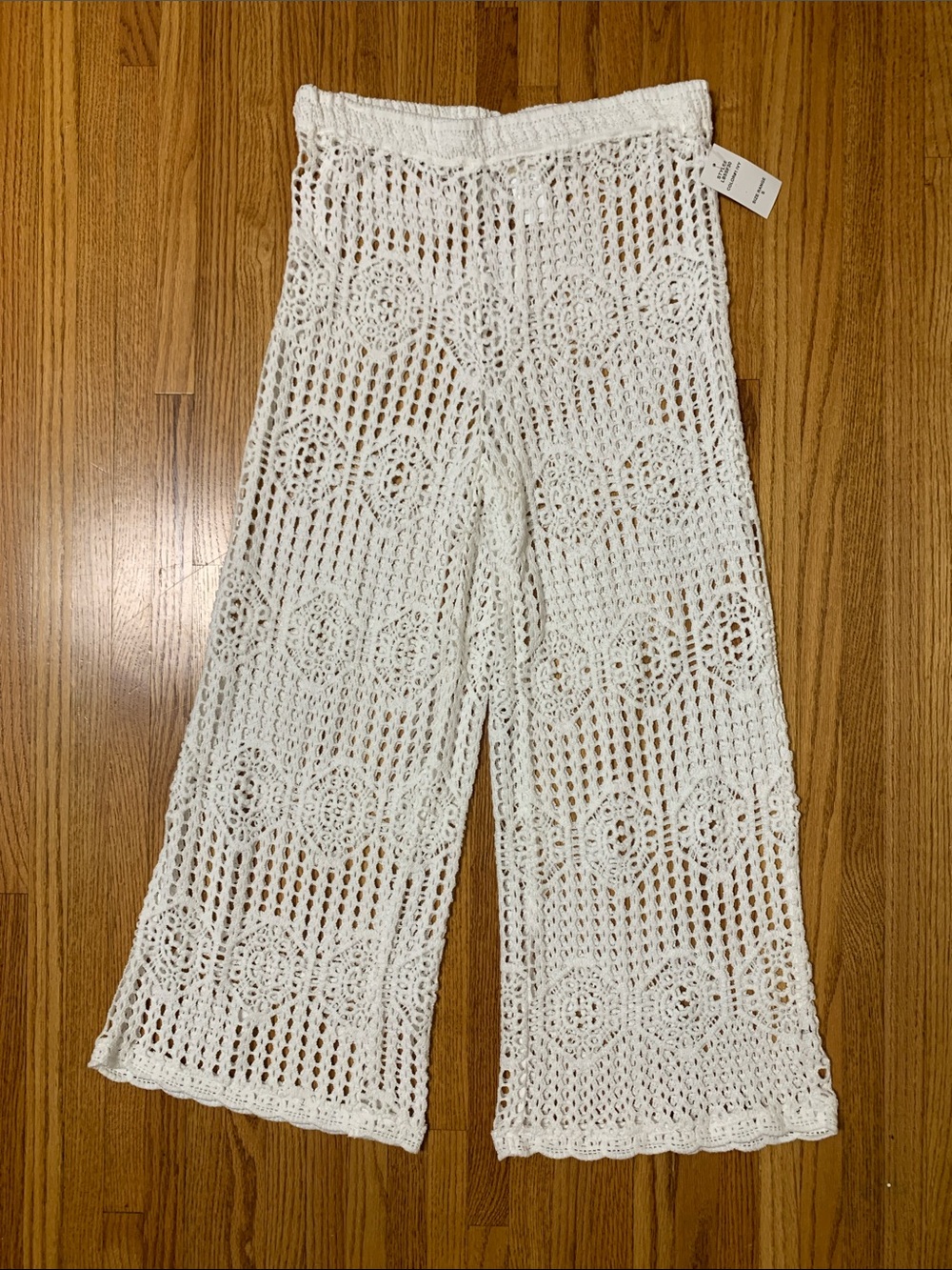 La Blanca swim coverup - unlined crochet pants, ivory white cropped pants small